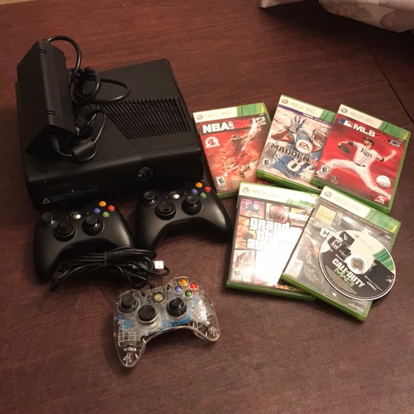 Microsoft Other - UPDATED Xbox 360 S (model 1439) Console Bundle